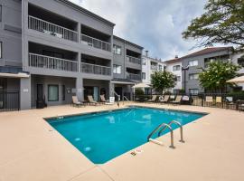 Courtyard by Marriott Charlotte Matthews, hôtel à Matthews