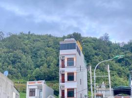 Van Anh Hotel - Restaurant, hotel in Dồng Văn