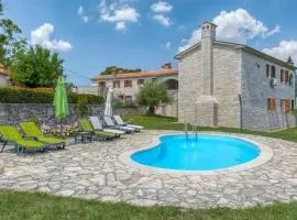 Awesome Apartment In Pazin With Outdoor Swimming Pool, Wifi And 2 Bedrooms