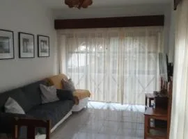 Apartamento T1, em altura a 150m da praia...Altura