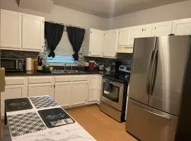Vibrant 2 Bed Located Downtown Close to Soaring Eagle CMU