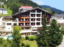 Wohlfühl & Genusshotel Felsenhof, hotell i Bad Kleinkirchheim