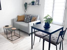 Le gargantua, appartement à 500m du château, Hotel in Chinon