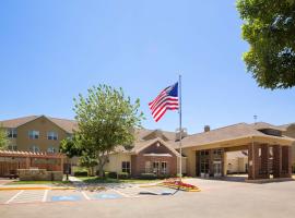 Homewood Suites by Hilton Dallas-Park Central Area, hotel in Park Central, Dallas