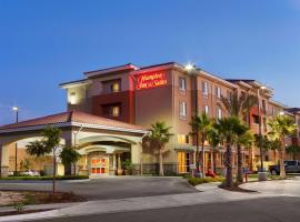 Hampton Inn & Suites San Bernardino, hotel cerca de Aeropuerto internacional de San Bernardino - SBD, 