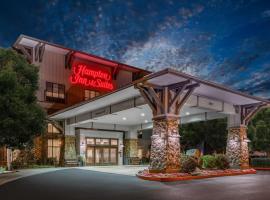 Hampton Inn & Suites Windsor-Sonoma Wine Country, hotel in Windsor