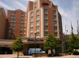 Hampton Inn & Suites Arlington Crystal City DCA, hotel en Crystal City, Arlington