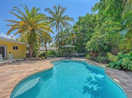 Crescent Cottage - 1034, hotel with parking in Siesta Key