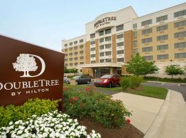 DoubleTree by Hilton Dulles Airport-Sterling, hotel in Sterling