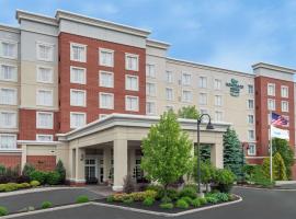 Homewood Suites by Hilton Cleveland-Beachwood, hotelli kohteessa Beachwood