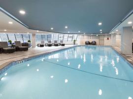 Homewood Suites By Hilton Ottawa Downtown, hotel with pools in Ottawa