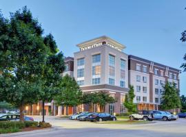 DoubleTree by Hilton Baton Rouge โรงแรมใกล้สนามบินแบตันรูช เมโทรโพลิแทน - BTRในบาตันรูช