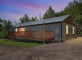 Modern Cabin Nestled in a Pine Forest Near Austin