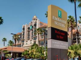 Embassy Suites by Hilton Los Angeles Downey，唐尼的飯店