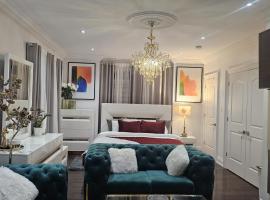 Lilen's Home, hotel in Toronto