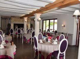 Le Petit Relais, hotel v destinaci Calès