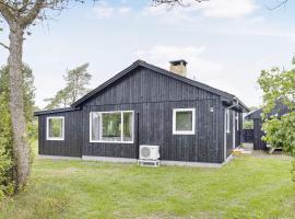 6 person holiday home in S by, hotel in Sæby