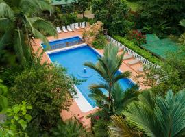 Casa El Gavilán Sarapiquí, hotel en Puerto Viejo