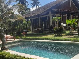 ** 5BR for 10+ guest, amazing place relaxing ubud ***, cabana o cottage a Petang