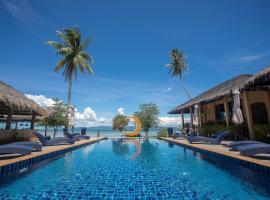 Absolute Beachfront Resort, 4-stjernet hotel i Baan Tai