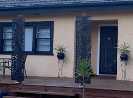 Inverloch Seaside Getaway, hotel in Inverloch