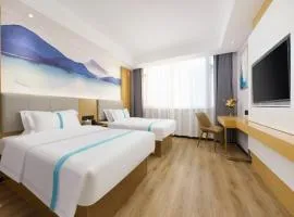 VX Hotel Dalian Zhoushuizi Airport