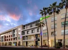 Holiday Inn Express & Suites - Glendale Downtown