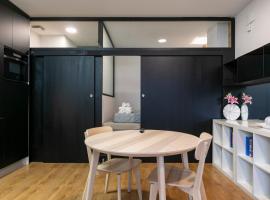 HOMEABOUT MADRID R&Iacute;O APARTMENT