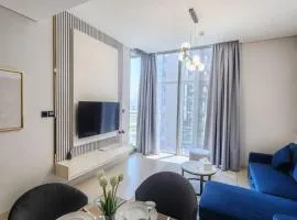 STAY BY LATINEM Luxury 1BR Holiday Home CVR A703 near Burj Khalifa
