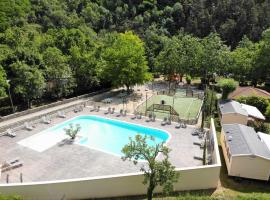 Camping de Retourtour, hotel in Lamastre