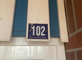 Seeblick Wohnung 102 mit Ostseeblick – apartament z obsługą w Zinnowitz