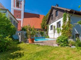 Awesome Apartment In Gottsdorf With Outdoor Swimming Pool, hotel with parking in Gottsdorf