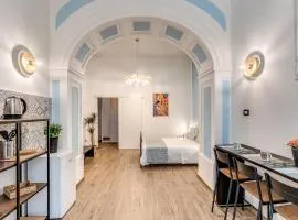 The Quarters Naples Apartments