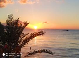 Notos Rooms, hotel di Loutro