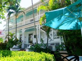 Southernmost Point Guest House & Garden Bar, B&B i Key West