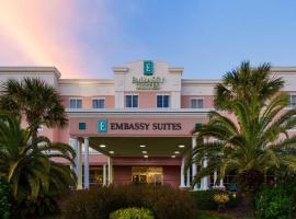 Embassy Suites by Hilton Destin Miramar Beach、デスティンのヒルトンホテル
