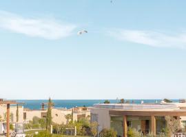 White Shell Beach Villas, hotel in Porches