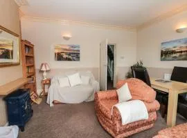 White Rose Apartment