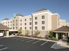 Embassy Suites Cleveland - Beachwood, hotell i Beachwood