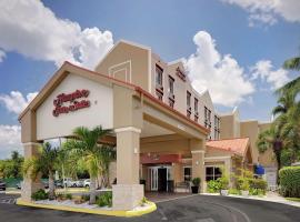 Hampton Inn & Suites Fort Lauderdale Airport, hotel cerca de Aeropuerto de North Perry - HWO, Hollywood