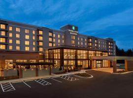 Embassy Suites by Hilton Atlanta NE Gwinnett Sugarloaf, hotel cerca de The Arena At Gwinnett Center, Duluth