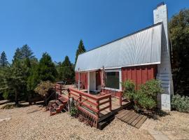 The Moores Cabin, holiday home in Miramonte
