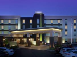 Home2 Suites by Hilton Louisville East Hurstbourne โรงแรมใกล้ Village Square Shopping Center ในลุยส์วิลล์