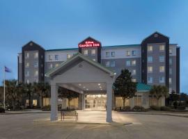Hilton Garden Inn Lafayette/Cajundome, hotel near Lamson Ragin' Cajuns Softball Park, Lafayette