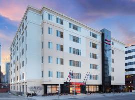 Hampton Inn & Suites Denver-Downtown: Denver şehrinde bir otel