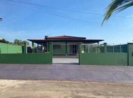 Residencial das Cachoeiras, дом для отпуска в городе Президенти-Фигейреду