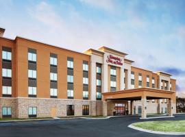 Hampton Inn & Suites Chicago/Waukegan, מלון בווקיגן