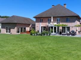 Sherlock's Home - Guest House, khách sạn ở Namur