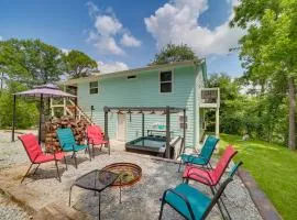 Cozy Eucha Cottage At Grand Lake with Hot Tub!