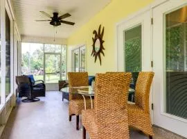 Dog-Friendly Navarre Retreat with Screened-In Porch!